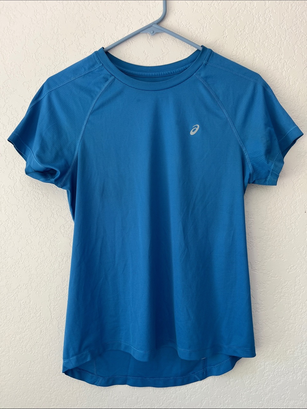 ASICS Women's Blue Running Short Sleeve Athletic Tee